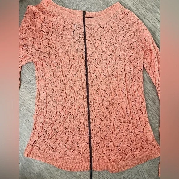 Sfera Pink Knit Sweater with back cutout detail - size Euro M - Picture 5 of 8